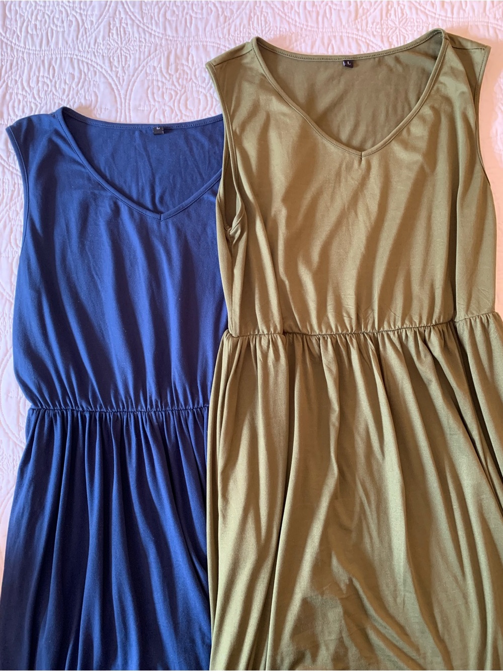 Sleeveless V-Neck Knit Dresses in Olive and Navy - Set of 2, size Large